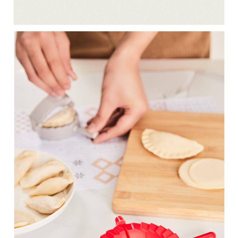 Multifunctional Kitchen Dumpling Maker Set – Manual Dumpling Mold, Skin Press, Sealer &  dough Cutter for Easy Pinch Making