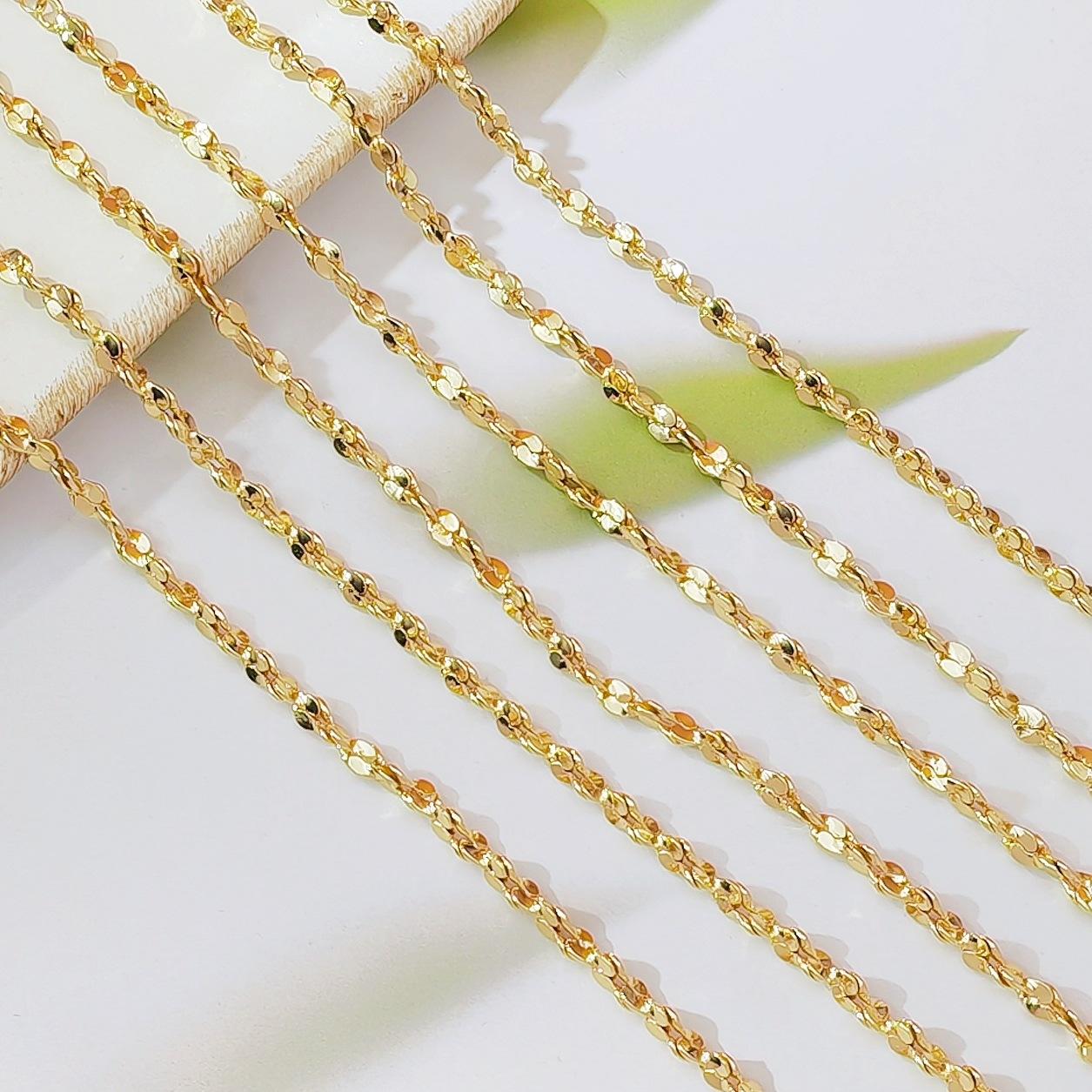 Gold Plated Wavy Link Chain Bracelet, Minimalist Punk Style Brass Bracelet for Women, Simple Edgy Design, Trendy Fashion Jewelry Lightweight & Stackable for Daily Wear, Street Style & Parties