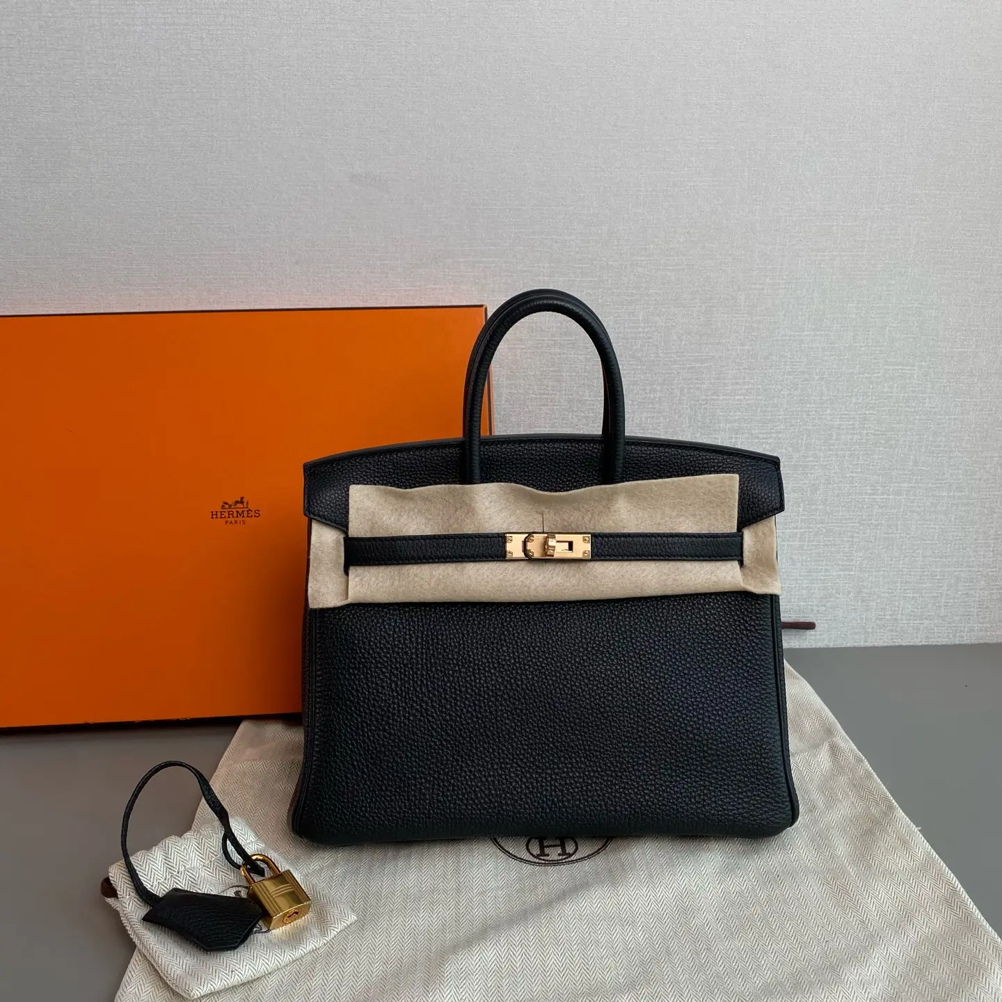 Pre-owned Hermes 2020 Noir Togo Birkin 25 with Rose Gold Hardware
