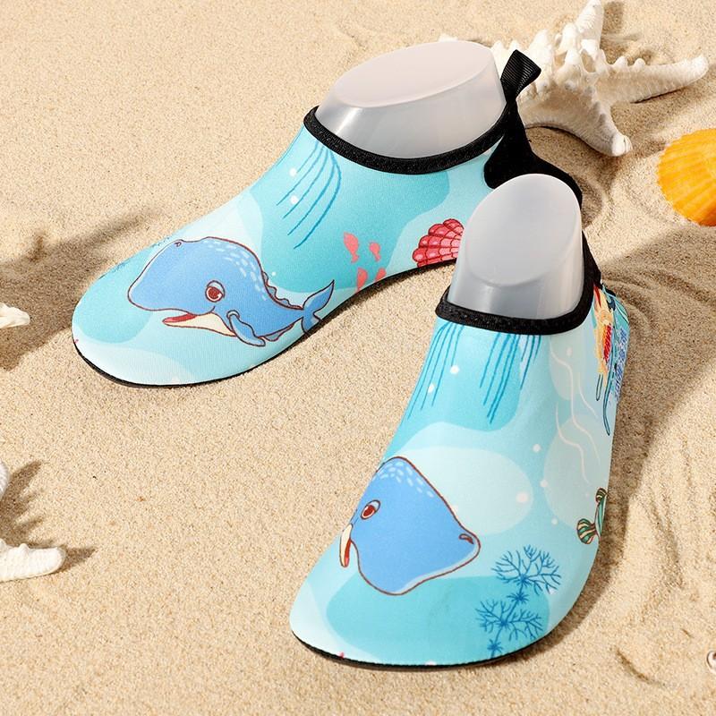 Mesler women's beach shoes are non-slip, suitable for outdoor wading and stream trekking, indoor sports, floor yoga, and are made of rubber to prevent punctures