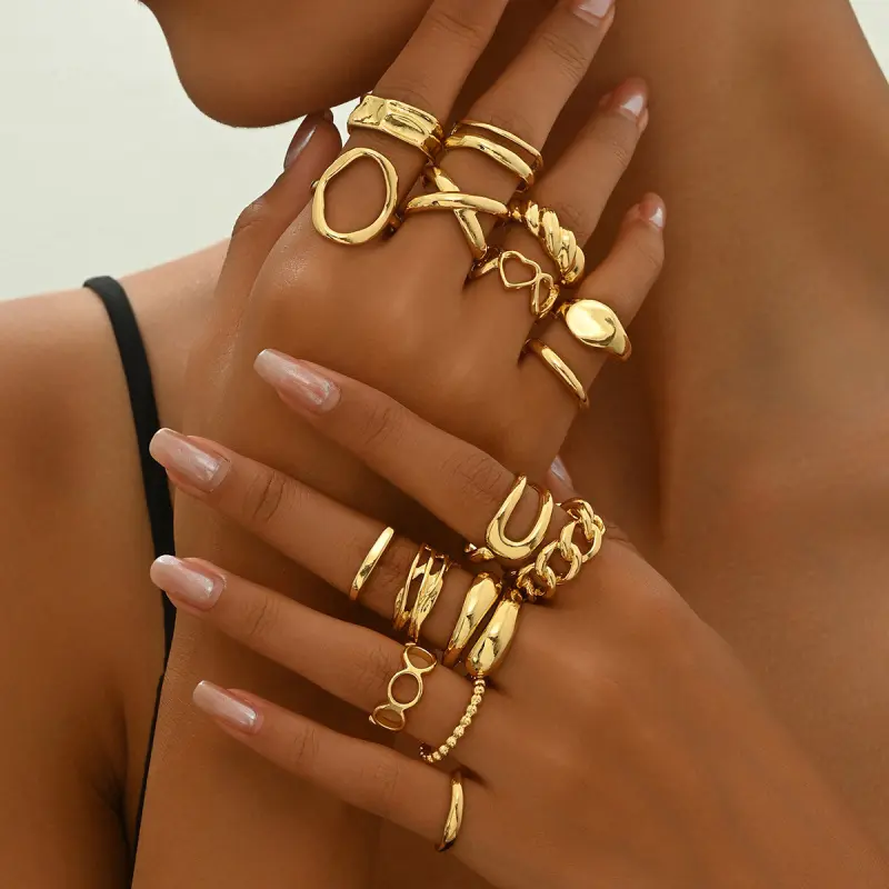 Women's 16-Piece Stackable Zinc Alloy Ring Set - Adjustable Size, Twist Shape, Hollow & Open Chain Designs, Casual Wear Costume Jewelry