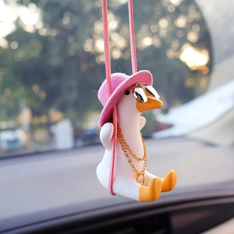 Cute Car Decoration Swinging Duck Keychain, Rearview Mirror Accessory, Best Gift for Mirrors, Fun and Stylish Automotive Ornament, Car Interior Decor