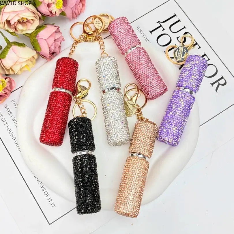 Luxurious Rhinestone Perfume Atomizer, 5ml Mini Capacity Refillable Bottle with Keychain, Portable Daily Bag Charm for Travel & Ceremony, Refillable Design, Sparkling Rhinestones