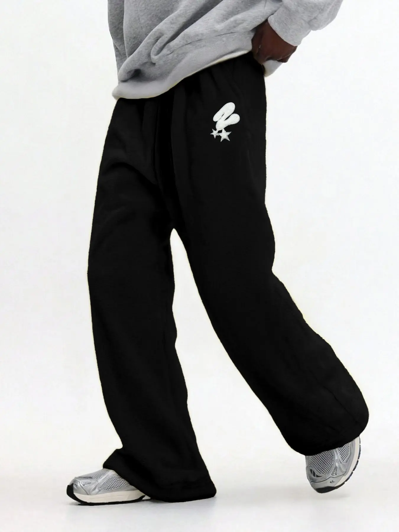 Men's Embroidered Letter Drawstring Sweatpants with a Puffy Waistband, Made of Soft and Warm Coral Fleece Fabric, Perfect for Everyday Csual Street Style.