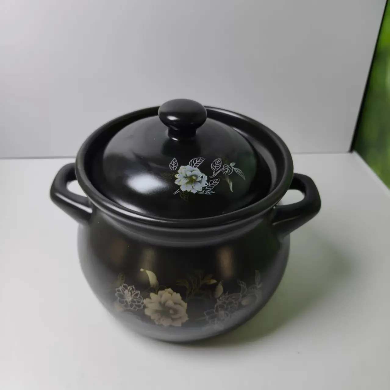 1PC Household high temperature resistant ceramic casserole stew pot, Large capacity stockpot, open fire gas stove, large capacity soup pot, soup and meat stew lock fresh taste, thick and durable, daily stew health pot