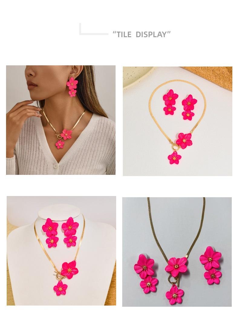 New Chinese-style trendy large flower necklace - High-end spray-painted flower pendant jewelry set