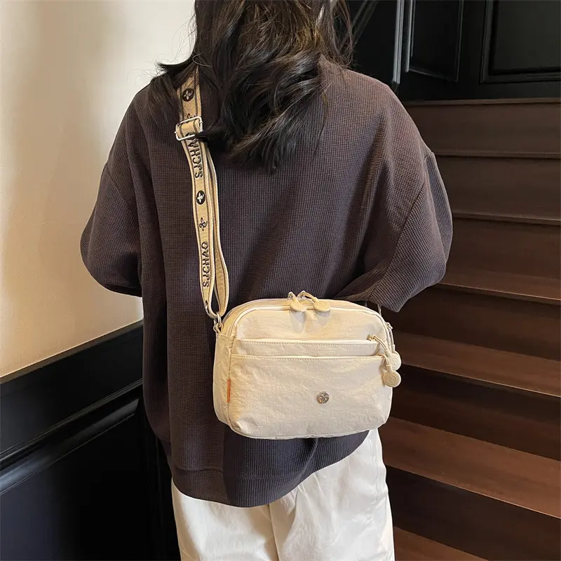 Women's 2026 Washed Nylon Crossbody Messenger Bag, Fashionable Commuting Accessory, Versatile Multi-layer Carryall