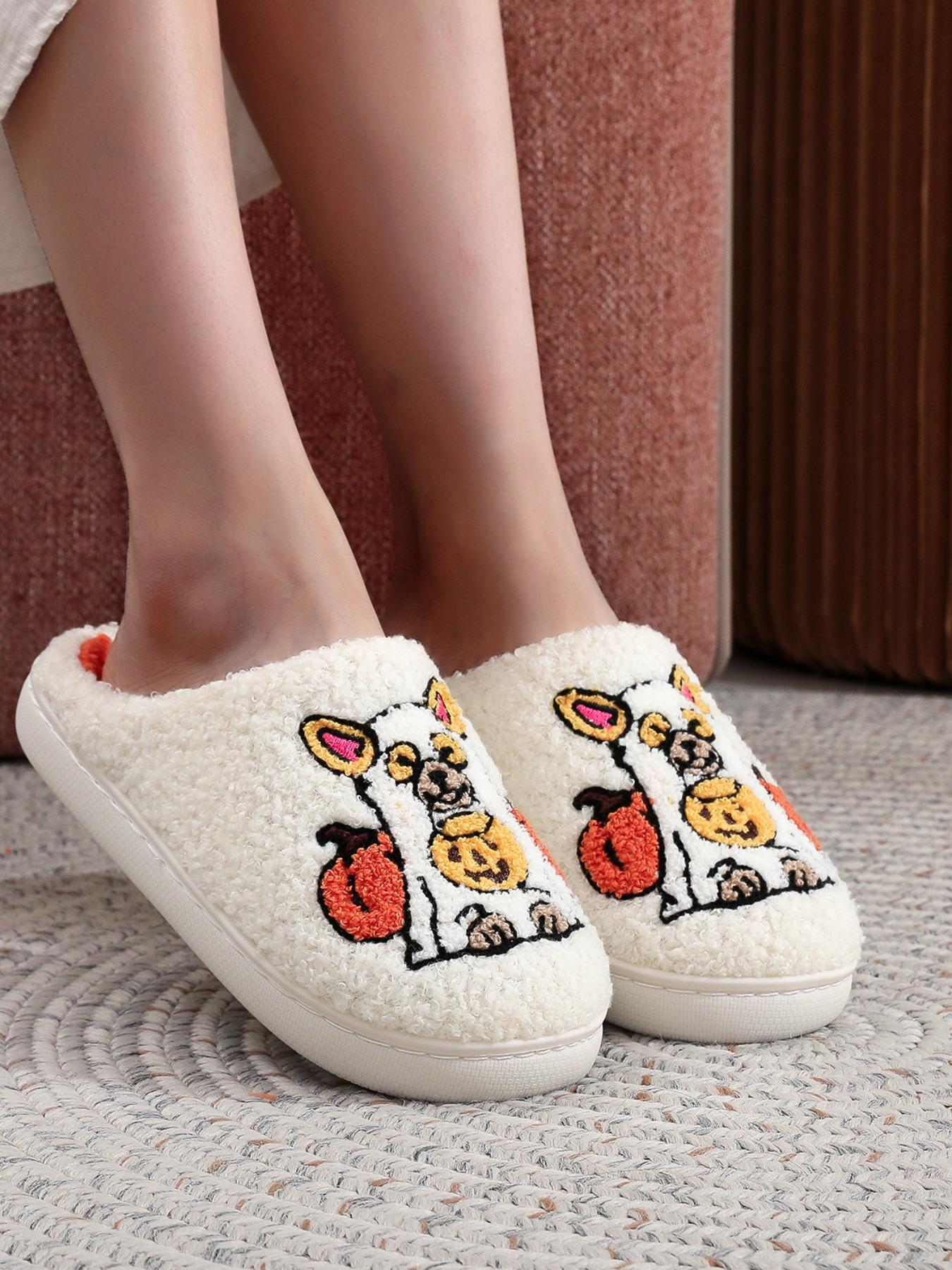 Cute Pet Dog Pumpkin Embroidered Plush Slippers, Soft Comfortable Black Home Shoes for Men & Women for All Seasons, Spooky Perfect Halloween Gift for Dog Moms, Footwear