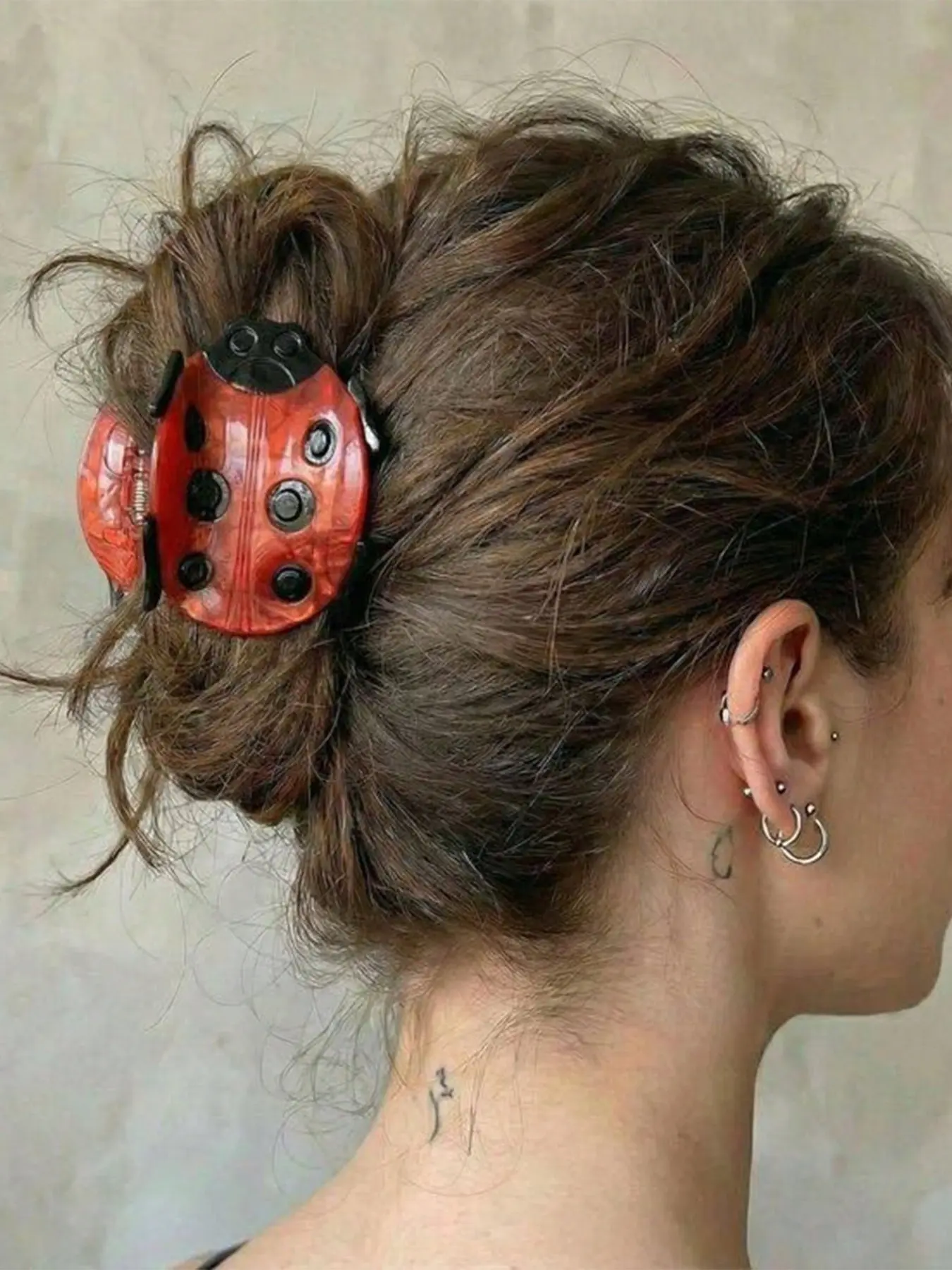 Cute Y2K-Style Ladybug Hair Clip, Shiny Insect-Themed Hair Claw, Perfect for Casual Looks, Festival Hairstyles, Summer Hair Accessory
