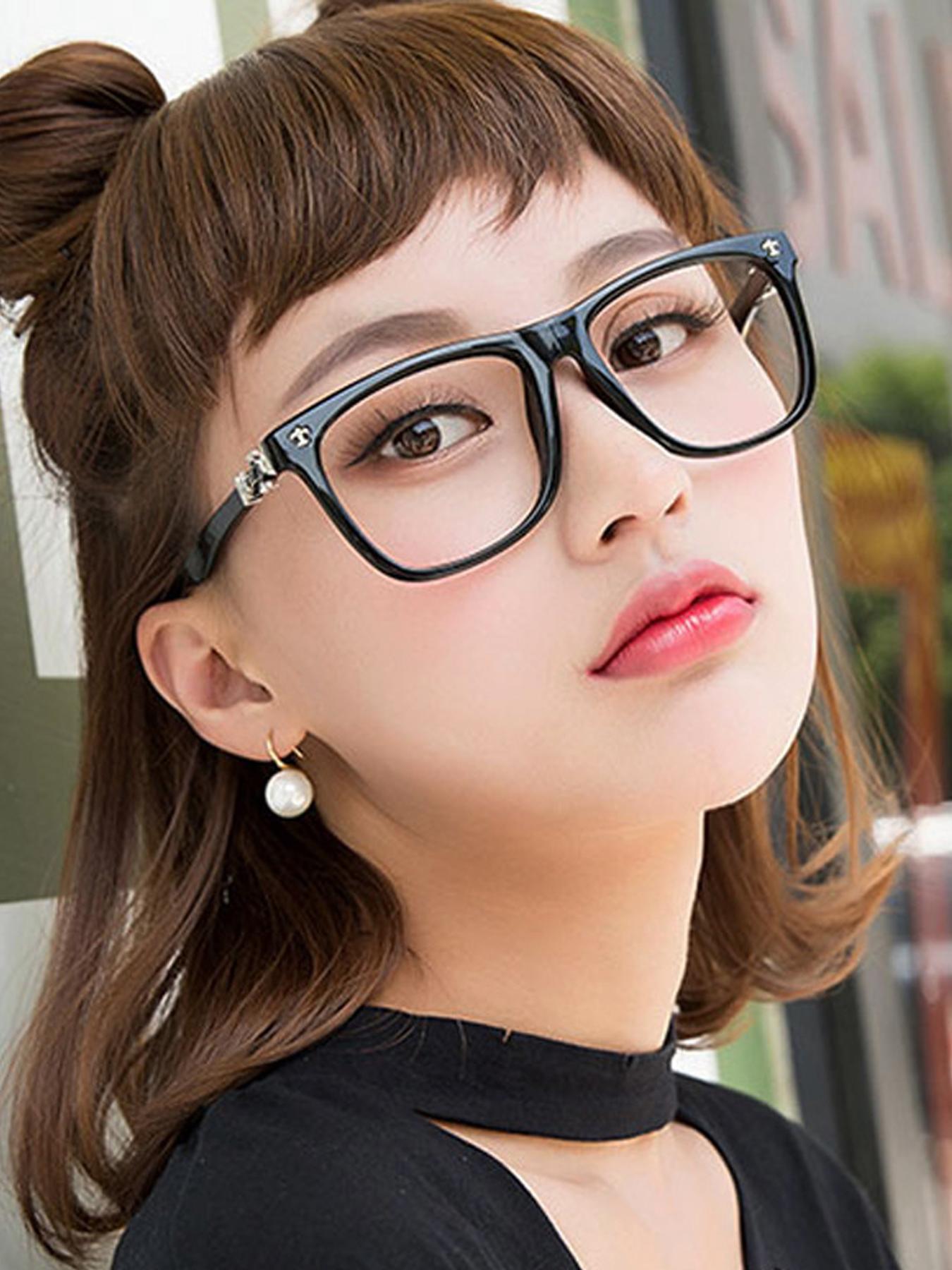Unisex Vintage Stylish Black Square Frames Eyeglasses, Trendy Lightweight Glasses for Everyday Use, Fashionable Accessories for Outdoor Activities, Lightweight Eyewear