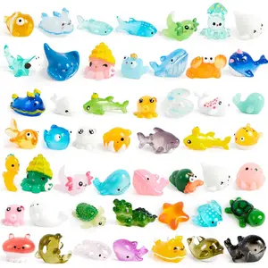 50 Pcs Mini Ocean Resin Animals Figures, Mini Sea Animals Figurines for Aquarium Ornaments Decorations, Cute Garden Accessories, Birthday School Slime Charms for Crafts, DIY Miniature Scenesfidget toys