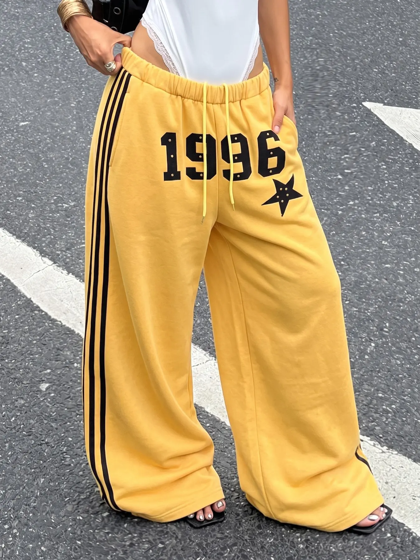 Women's High-Waisted Drawstring Wide-Leg Sweatpants, Casual Loose-Fitting Plain Long Pants, Trendy Hip-Hop Streetwear for Daily Use