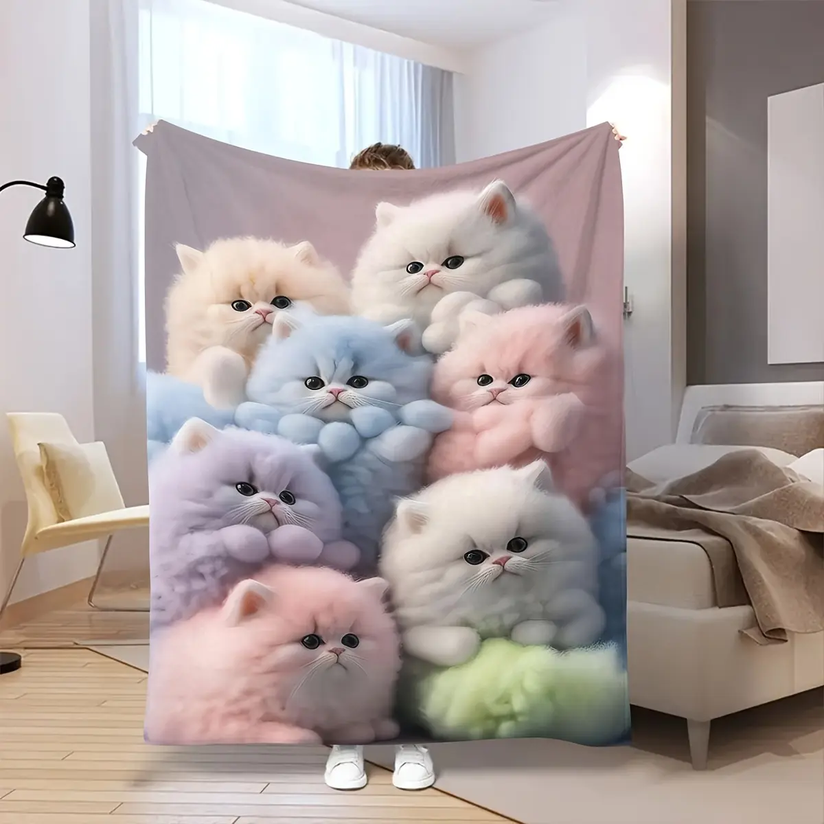 Casual Animal Theme Multi-Size Flannel Kitten Blanket - for Lunch Break, Office Use, Home Decoration
