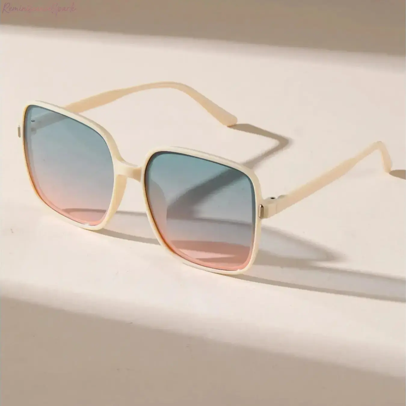 Unisex Retro Rectangle Sunglasses - Marble Vintage Pattern Frames, Lightweight Material, UV400 Protection, Comfortable Wear, Universal-Fit Casual Eyewear for Students, Street Photography, Outdoor Outings