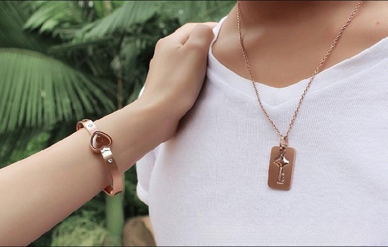 AS022 Couple Bracelet Necklace Set Key Necklace Lock Bracelet Holiday Birthday Gift Valantine Day Golden Silver Black Color