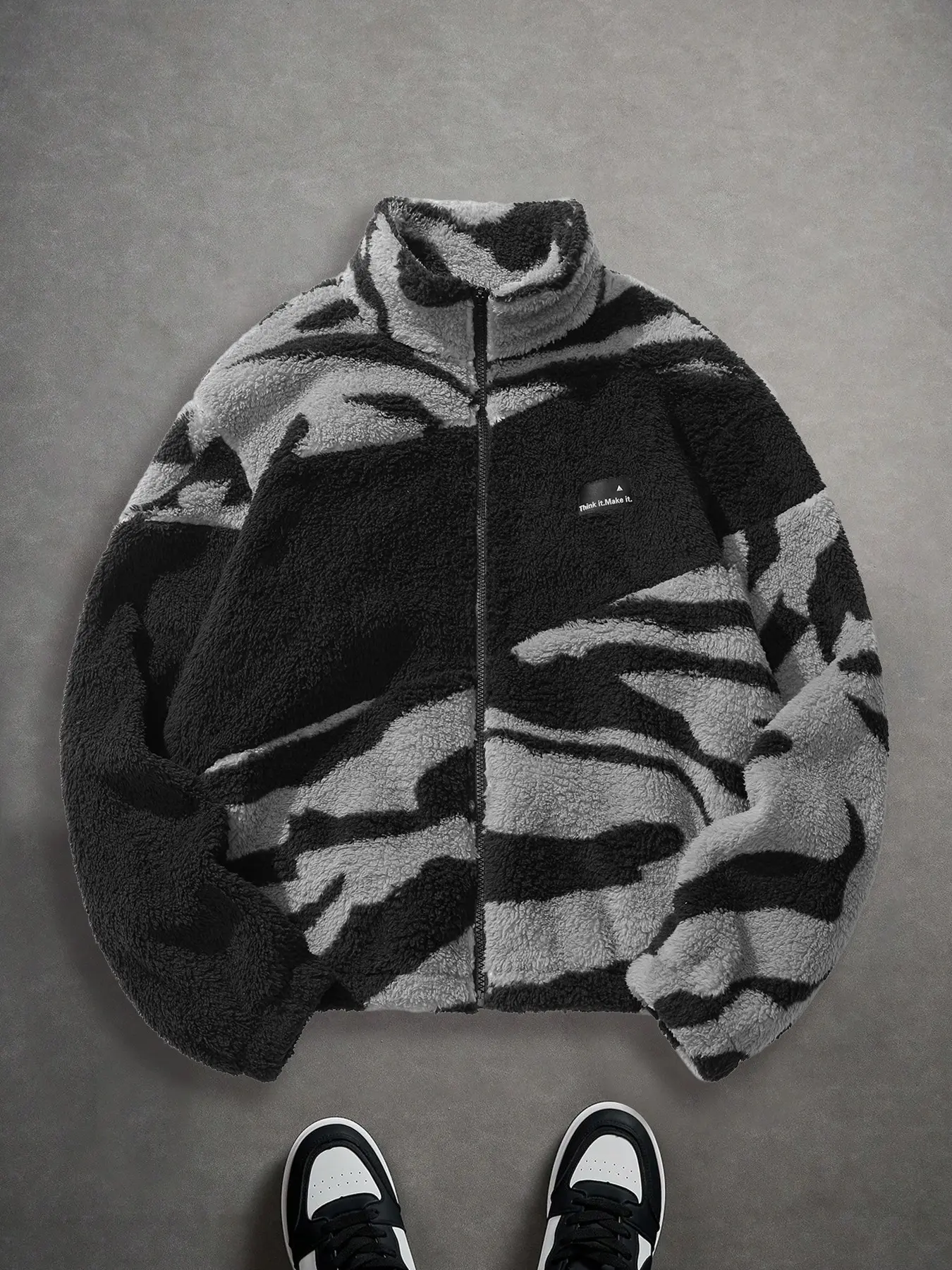 Y2K Retro Asymmetric Zebra Print Fleece Jacket, Sporty Fitted Style, All-Season Warm Outerwear for Daily Wear