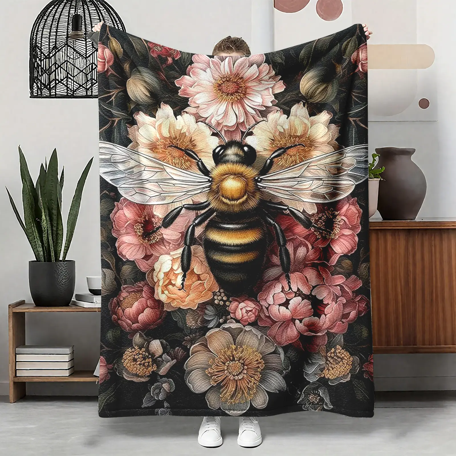 Vintage Oil Painting Bee Flannel Blanket, Dark Floral Botanical Art Soft Throw, Cozy Warm Cottagecore Gothic Gift for Her Him, Couch Sofa Bed Home Decor, Summer AC Nap Blanket, Birthday Christmas Gift for Nature Flower Lovers, Honeybee Throw