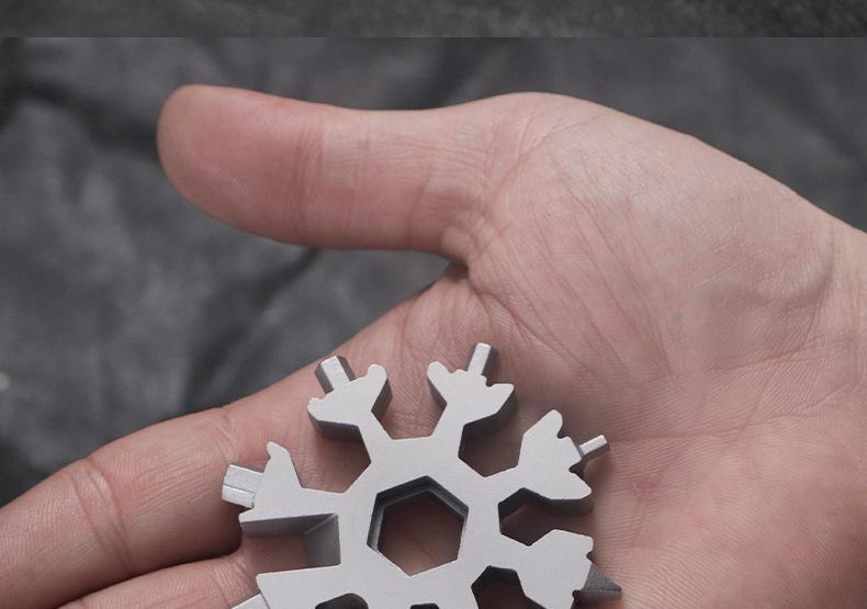 Multi-functional key snowflake wrench, multi-purpose electrician tool, universal portable screwdriver