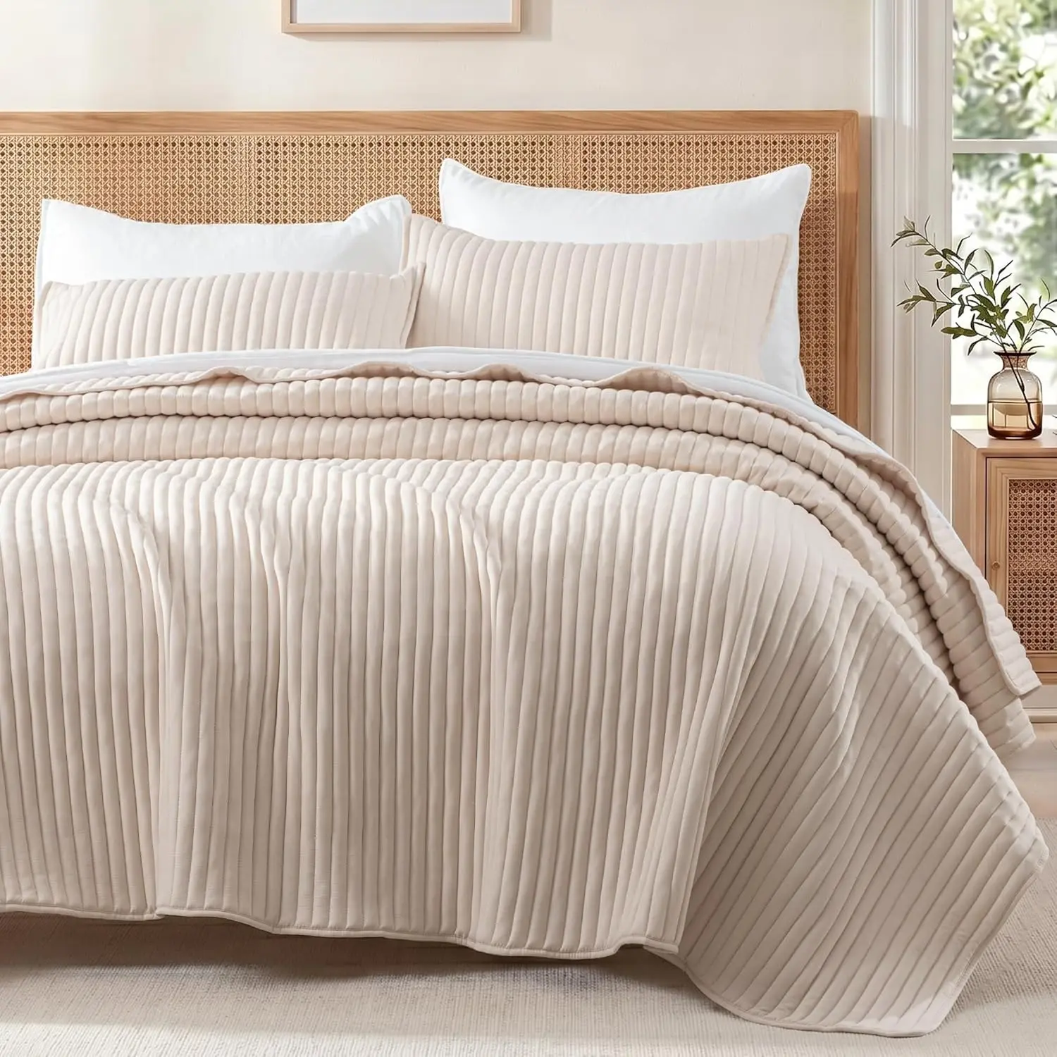 Beige Stripe Quilted Full Queen Bedding Set| Lightweight Queen Size for All, Soft Microfiber Bedspreads Coverlets Bed Cover (90"x96")
