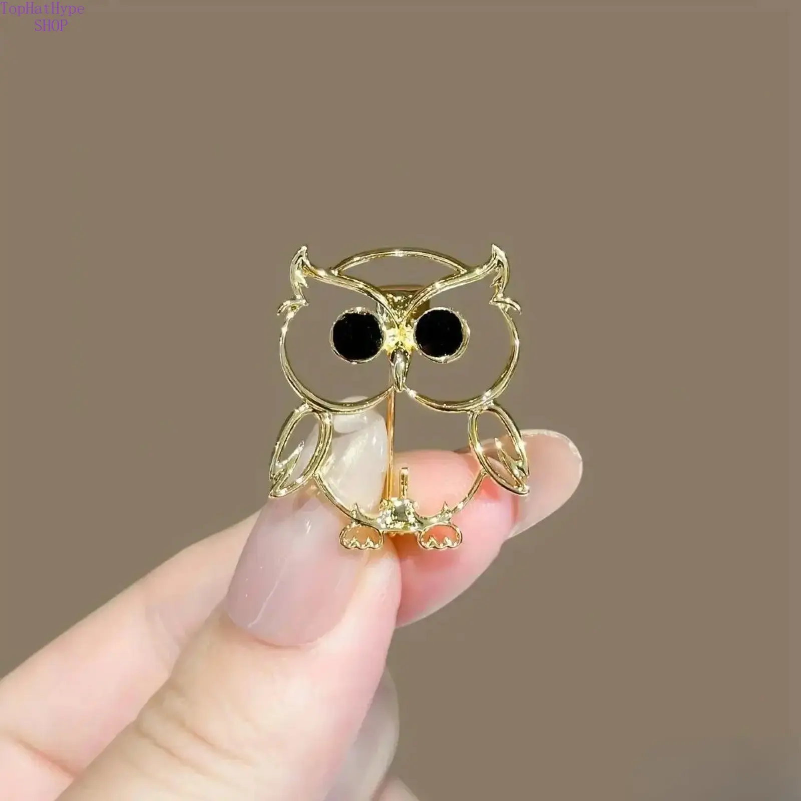 Unisex 2-Pack Hollow Owl Shape Brooch Pins - Durable Metal Badges with Artistic Look, Fashion Accessory for Outdoor Party Outfits, Cute Birthday Gift