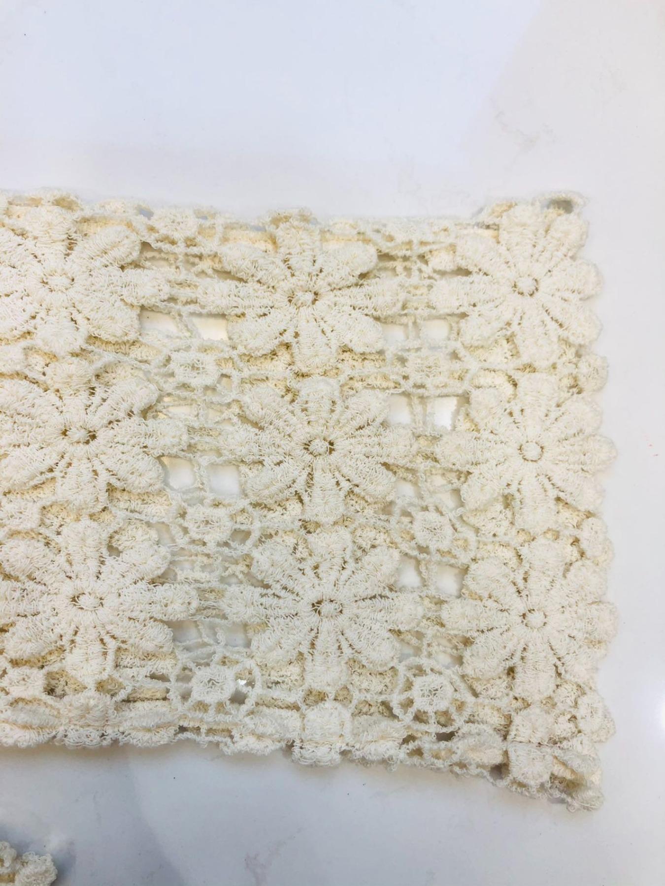 Women's Floral & Geometric Embroidery Hollow Out Crop Sheer Cover Up Top, Casual Long Sleeve Round Neck Cover Up Top for Beach Holiday Vacation, Ladies Clothes for All Seasons