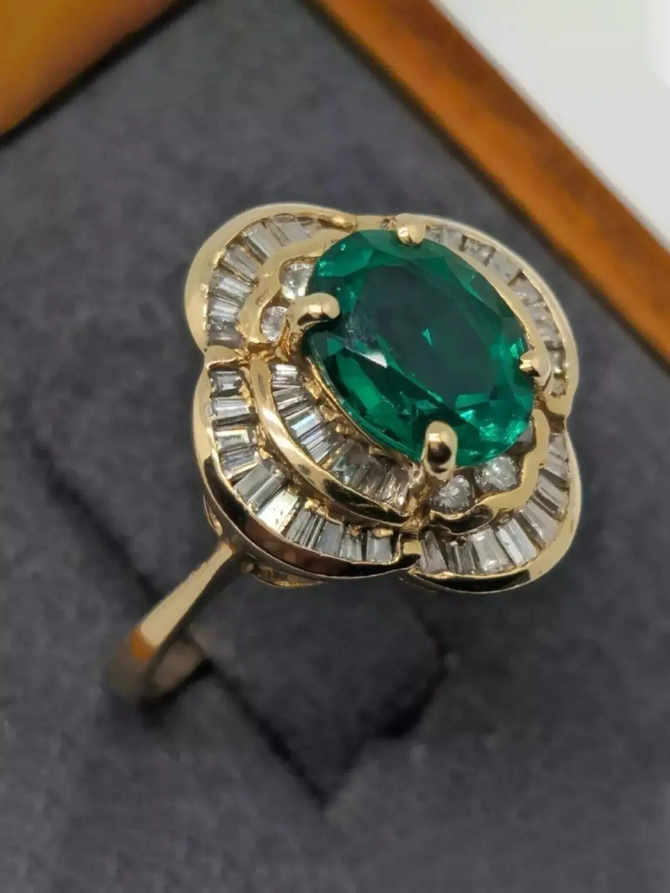 Vintage Emerald Zircon Flower Ring for Women, Elegant Style Suitable for Various Occasions, Dinner Anniversary Gift Jewelry, beautiful rings