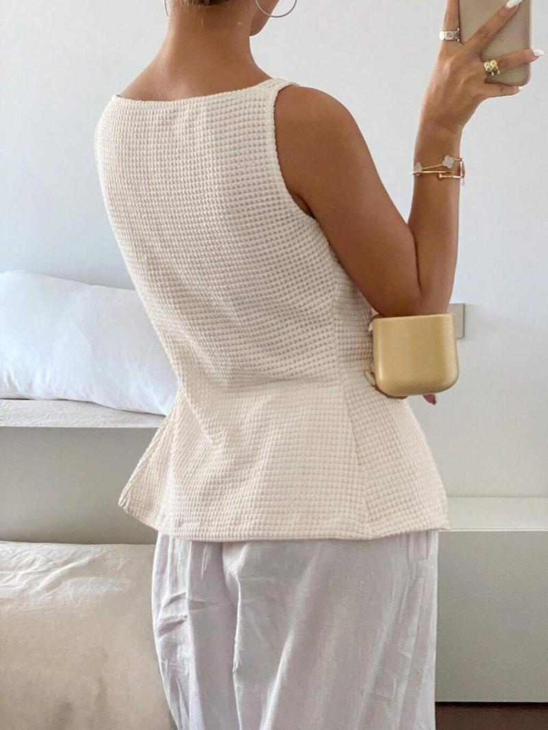 Women's Square Neck Tank Top Sleeveless Button Closure Top for Daily Wear, Ladies Clothes for All Seasons, Cropped Cami Top