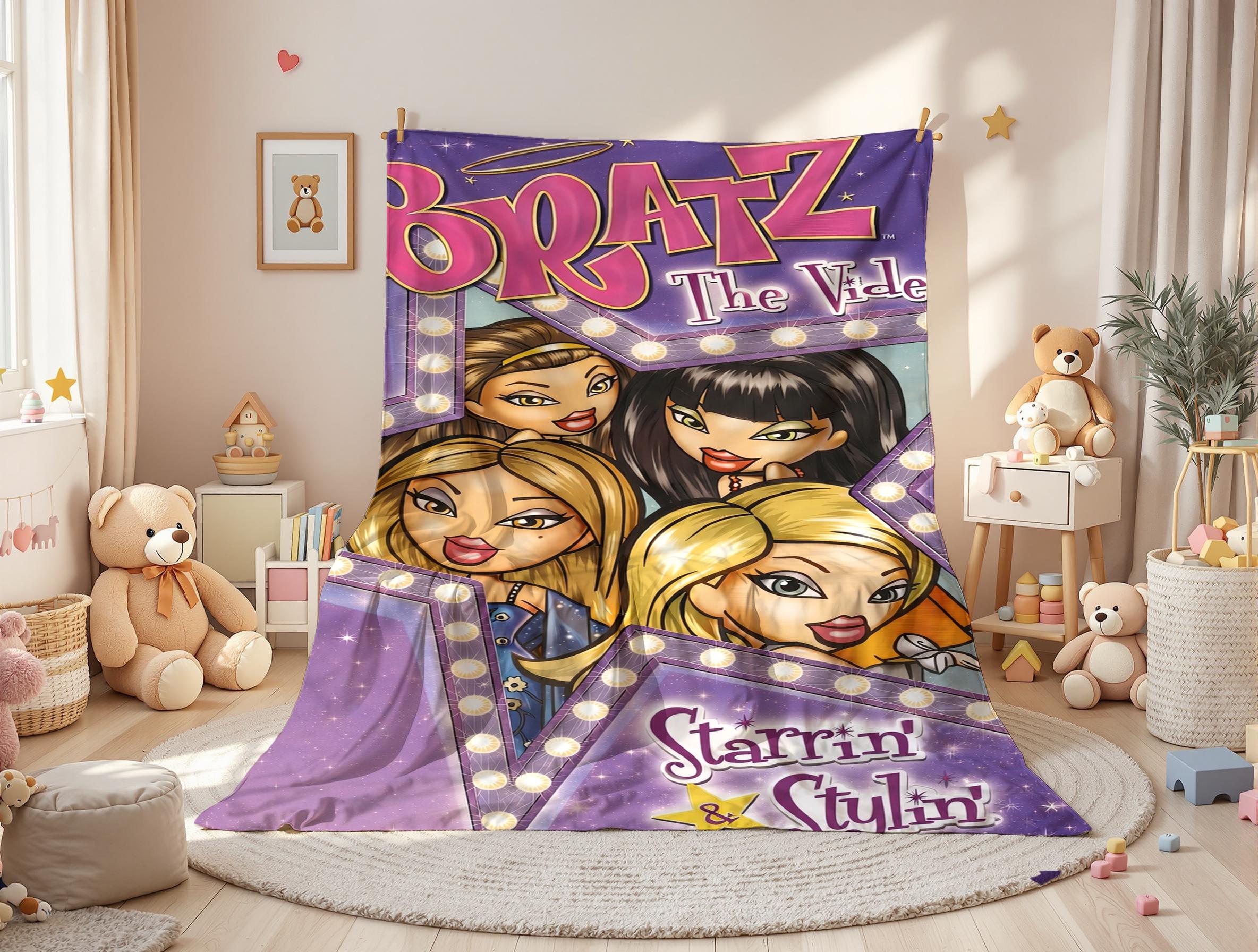 Bratz Starrin' & Stylin' The Video Fleece Blanket – Retro Y2K Bratz Dolls Plush Throw, Perfect for 2000s Nostalgia Fans, Ideal for Girls Bedroom, Dorm or Vanity Room Decor