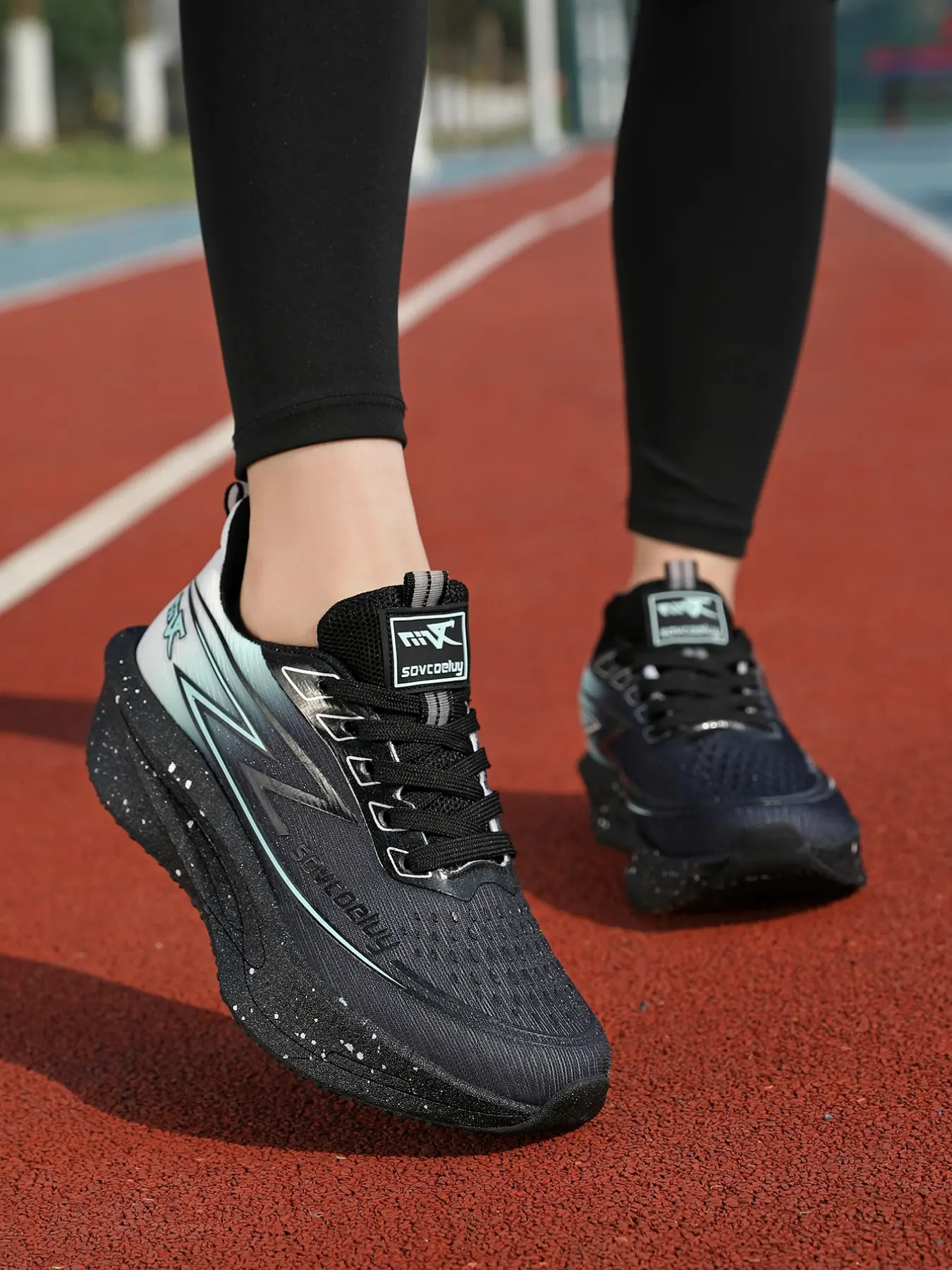Women's Low Top Sneakers, Fashion Athletic Sneaker, Lightweight Breathable Sports Sneakers Thick Sole, Gradient Design, Casual Textile Shoes, All Seasons, Medium Width