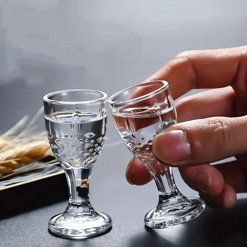 2/4/6/8/12pcs, Mini Glass Small Wine Glass Set, Suitable For Whiskey, Brandy, Vodka, Tequila, Christmas Theme, Suitable For Outdoor Activities, Swimming Pools, Beaches, Travel, Camping, Picnics, Beaches, Party Supplies