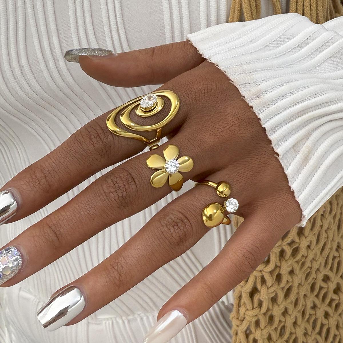 1pc 18K Gold Plated Zircon Flower Open Ring for Women, Stainless Steel Minimalist Summer Adjustable Jewelry, Everyday Wear Party Gift for Girlfriend Mom Friend Gold-Plated Striped Couple Stacking