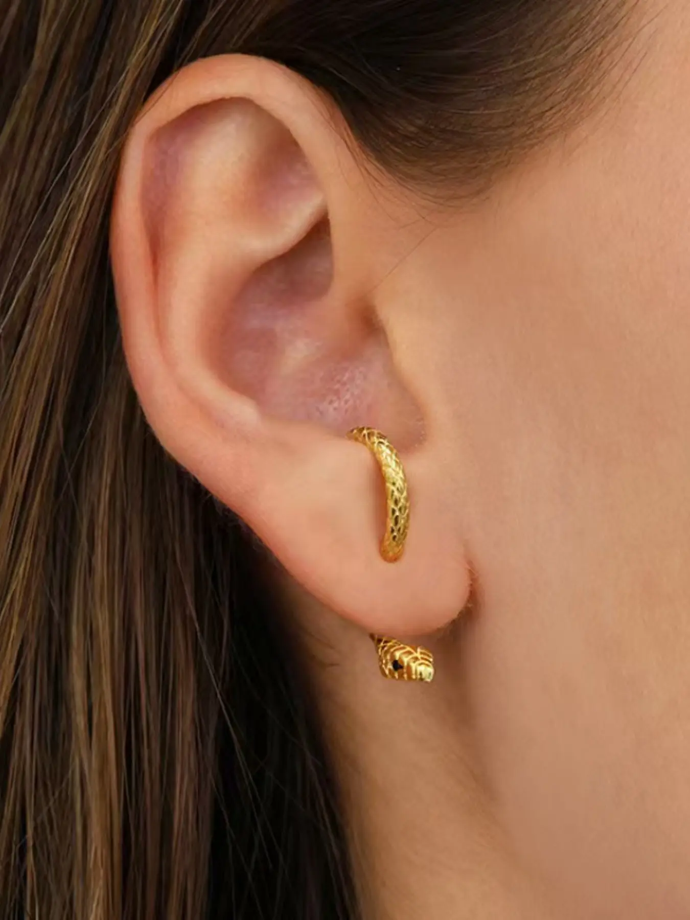 Women's Snake-Shaped Earrings, Bold Fashionable Animal Design Studs, Trendy Wearable Jewelry, Unique Style Accessories