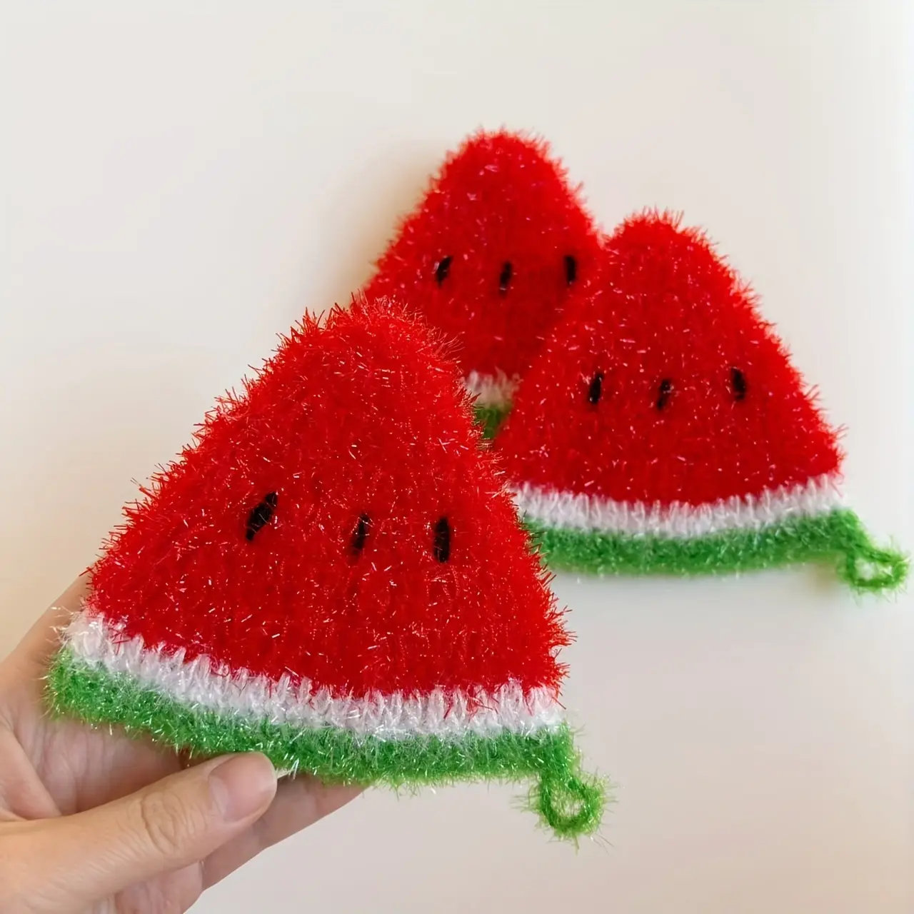 Polyester Watermelon-Shaped Hand-Crocheted Dishcloth - Modern Reusable Kitchen Cleaning Towels Wiping Cloth, Synthetic Home Care Cleaning Cloth with Hook, Ideal for New Year Gifts, Reusable Cleaning Cloths