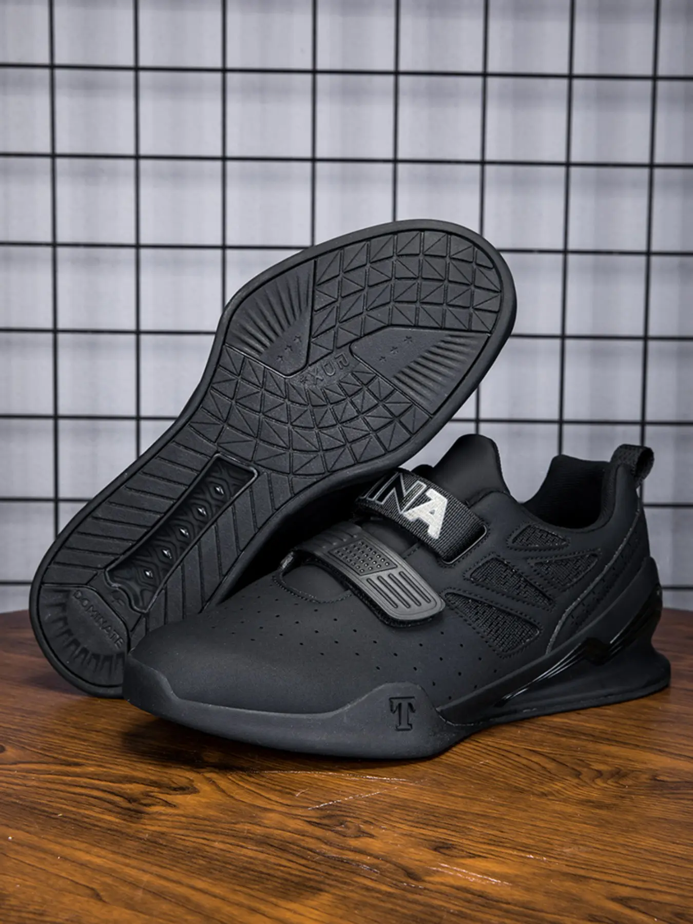 Unisex Professional Squat Shoes for Indoor Use, Ideal for Squats, Deadlifts, Strength Training, Comfortable and Durable Gym Footwear