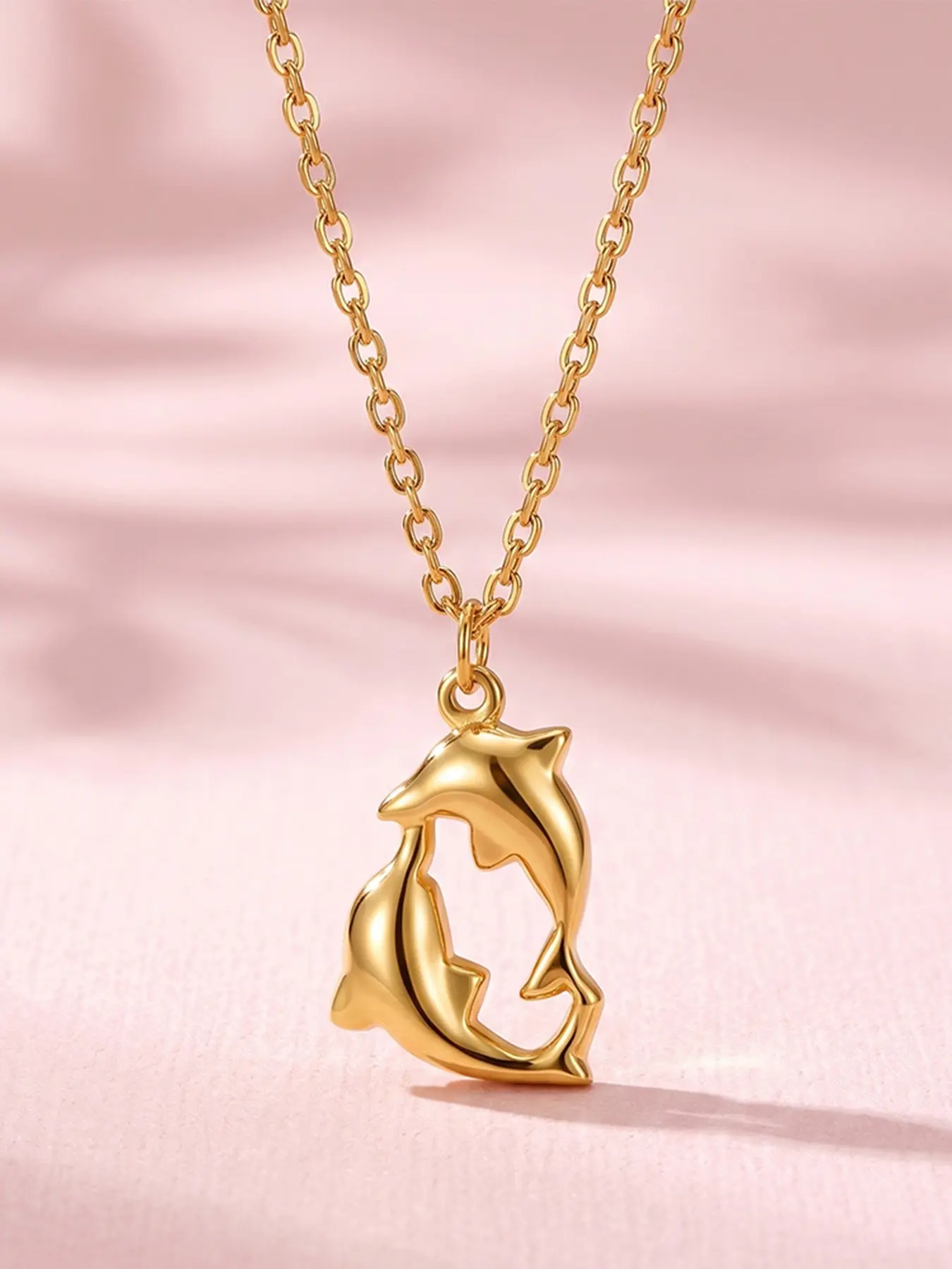Stainless Steel Dolphin Whale Necklace for Women, 18k Gold Choker Bone Chain, Cute Animal Pattern, All Seasons Jewelry Gift