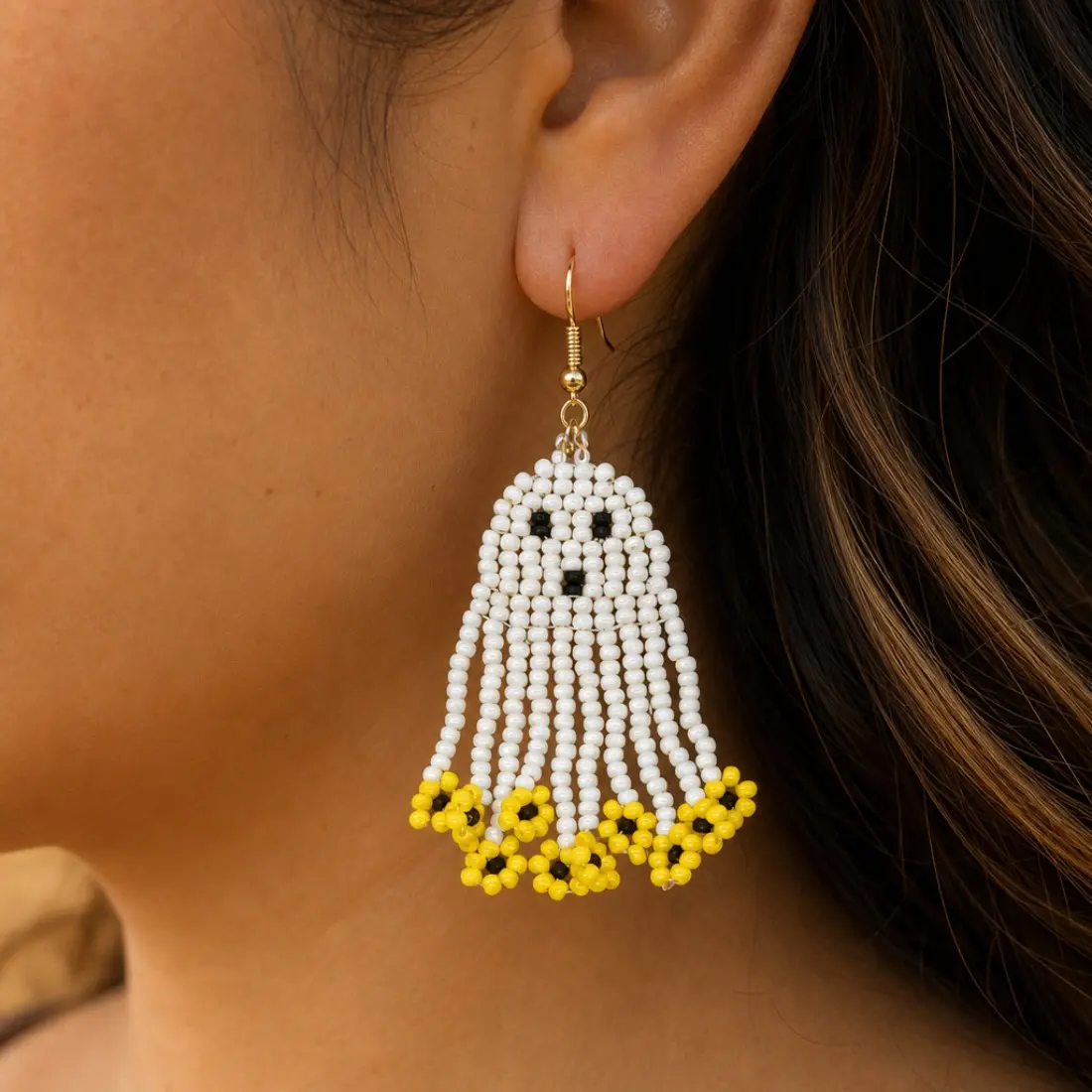 Women's Halloween Ghost Earrings - Funny Nylon Rice Bead Tassel Dangle Earrings with Spooky Ghost Charm, Handmade Statement Jewelry, Lightweight Accessory for Halloween Parties, Fall Outfits, Playful
