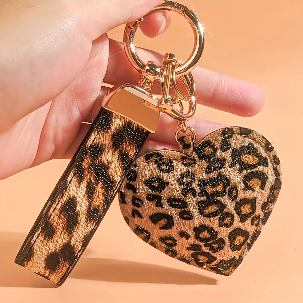 Leopard Print Car Keychain, Heart Shape PU Leather Key Ring, Durable and Fashionable, Perfect Gift for Couples, Women's Accessory, Aesthetic Keychain, Keyring