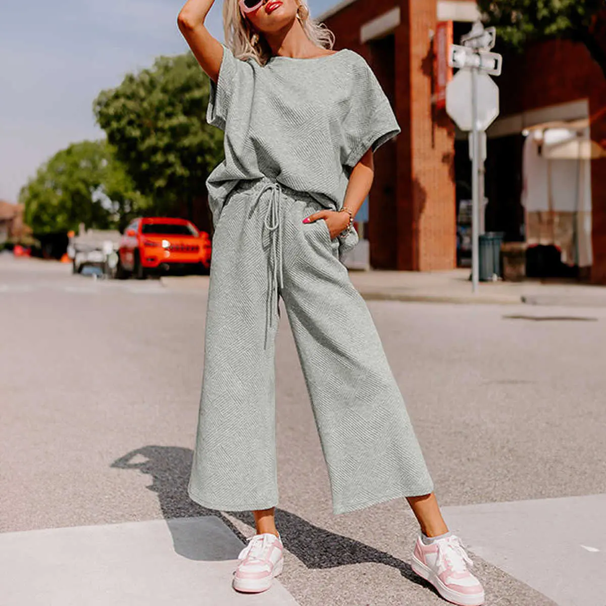 Gray Textured Loose Fit T Shirt and Drawstring Pants Set Women's Summer Lounge Outfit