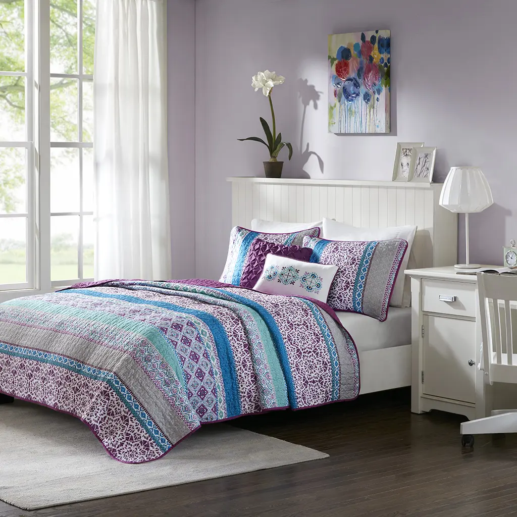 Nokaa Twin/Twin XL Reversible Quilt Set with Throw Pillows - Soft Cotton Bedding, Oeko-Tex Certified, Antimicrobial, Machine Washable, Purple