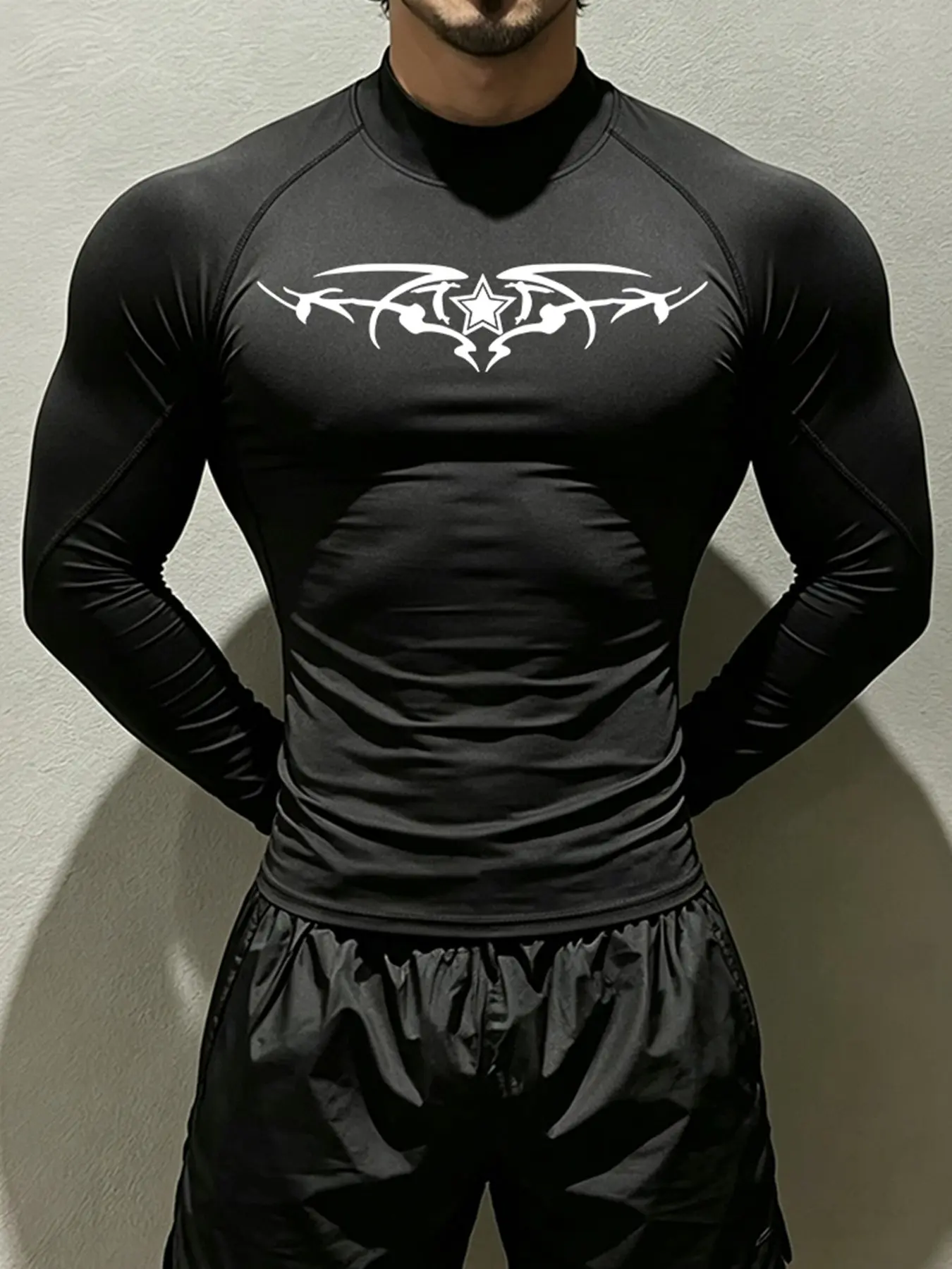 Men's Mock Neck Elastic Slim Fit Compression Long Sleeve T-Shirt Quick Dry Athletic Running Gym Workout Symmetric Thorns Pentagram Print Base Layer Top