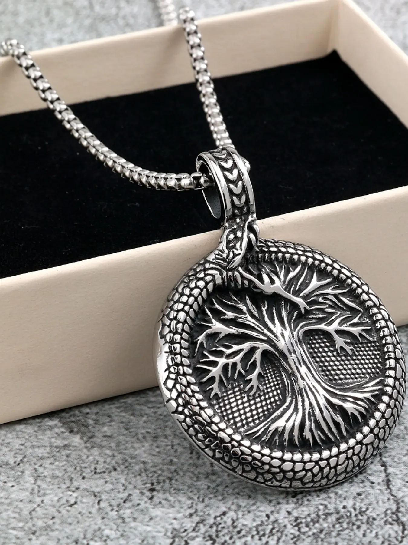 Vintage Norwegian Yggdrasil Tree Pendant Necklace for Men, Stainless Steel Celtic Knot Edge, Punk/bosnian Guardian Jewelry