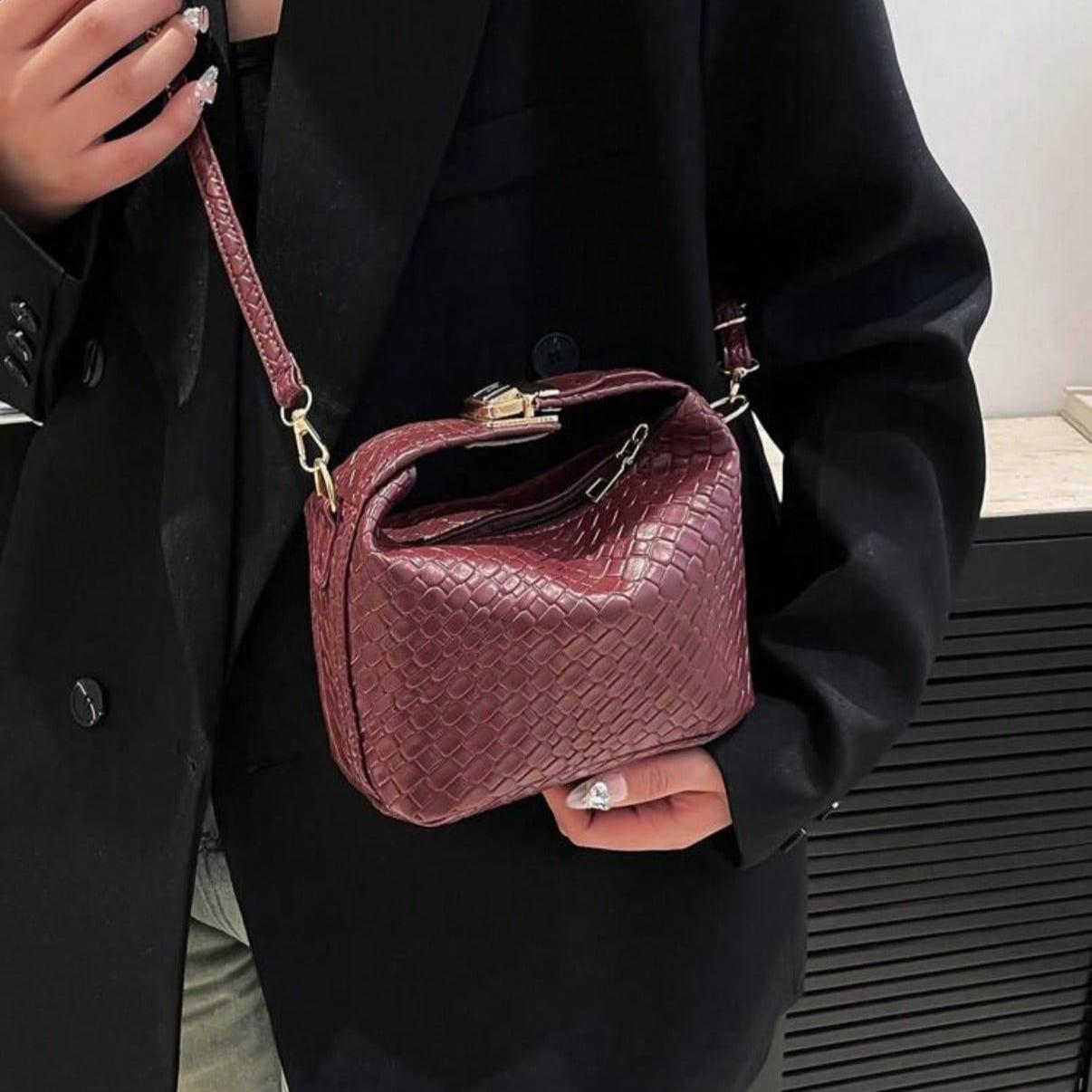 French High-End Woven Handbag For Women New Style Western-Style Dumpling Bag Niche Texture Commuting Bag Versatile Crossbody Bag Shoulder Bag