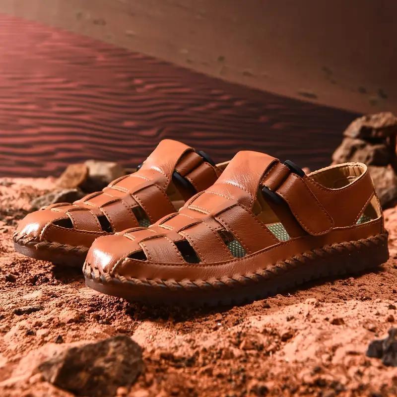 (New)Men's Casual Leather Sandals  Breathable Outdoor Slippers, Adjustable Closed Toe Summer Leather Loafters