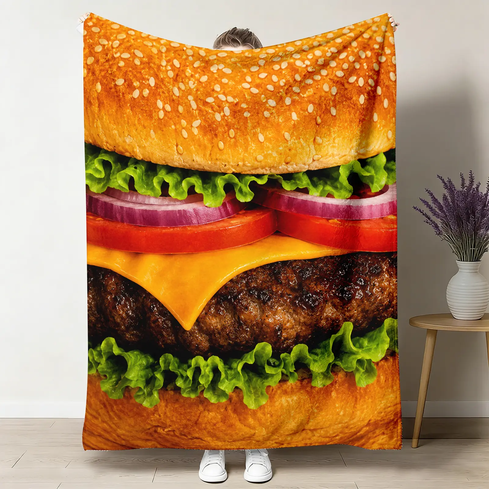    Cheeseburger Throw Blanket, Realistic Fast Food Flannel Blanket, Soft Cozy Warm Throw, Funny Cute Design, Gift for Him Her Lover, Trendy Dorm Couch Bedroom Decor ultra-soft comfortable