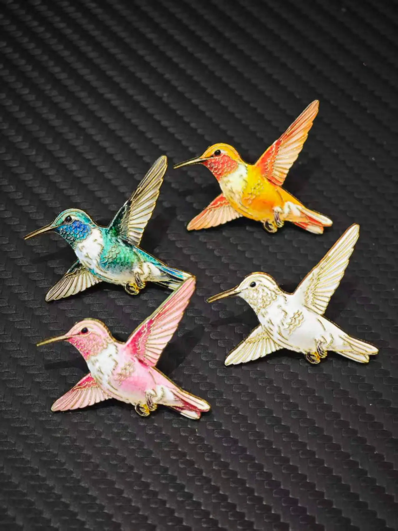 4Pcs/Set Colorful Hummingbird Enamel Pin Set (4pcs) – Flying Bird Brooch Collection 🐦 #HummingbirdPin #BirdLover #EnamelPin #PinSet
