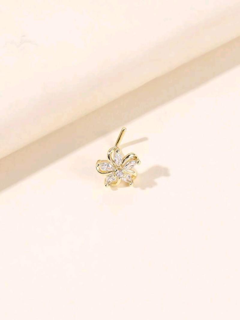 Elegant Flower Nose Studs for Women, Fashionable Daily Wear Jewelry, Stylish Nose Rings for Everyday Use, Trendy Accessories