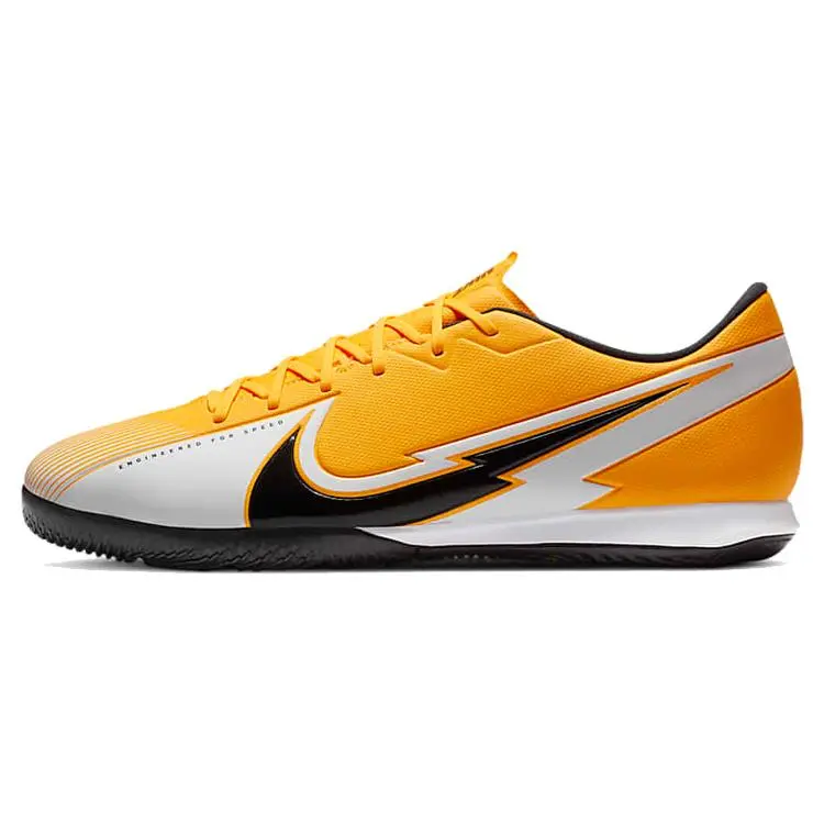 Nike Mercurial Vapor 13 Indoor Soccer Shoes for Men and Women with Cushioning and Grip Trending Shoes, House White Official Shoes to Get / Maison Mihara