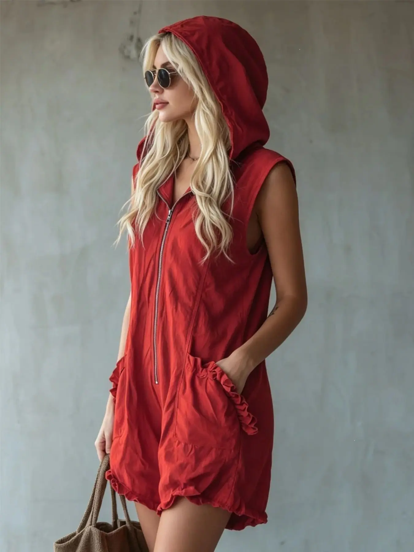 2026 New Vintage Style Hooded Zip Sleeveless Short Jumpsuit, Comfortable Cotton-Linen Material, Perfect for Casual Wear