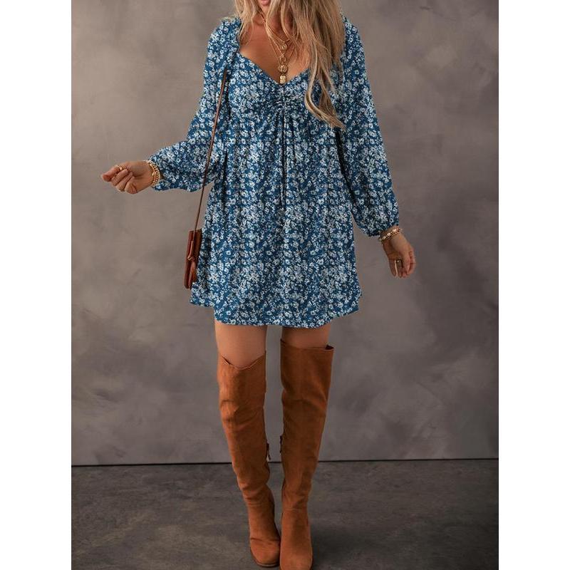 Women's Ditsy Floral Print Sweetheart Neck Shirred Back Dress, Bohemian Elegant Fashion Chic Bishop Sleeve Dress for Feminine Daily Holiday Vacation Wear, Ladies Dress for All Seasons, Casual Summer Boho Chic Womenswear, Casual Loose Dress