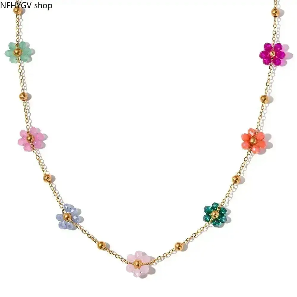 Women's Gold-Plated Stainless Steel Daisy Flower Necklace Set, Ornamental Choker With Flower Charms, Stackable Neck Jewelry Accessory For Ladies Daily Casual Wear Outfit Styling And Birthday Gift Giving Use